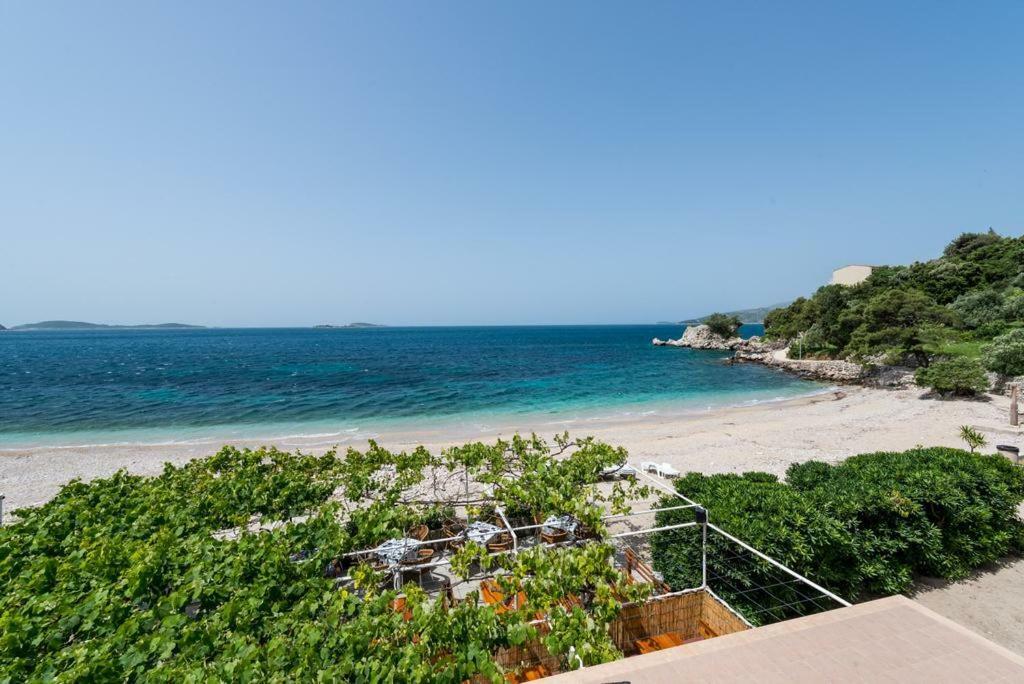 Poseydon Beach Bungalow Mlini Esterno foto